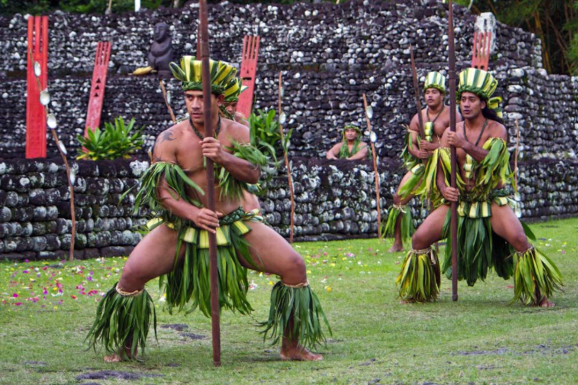 Les habitants de cette vallée de Paea étaient placés sous l'autorité d'un jeune chef nommé Tu-mata-ira.