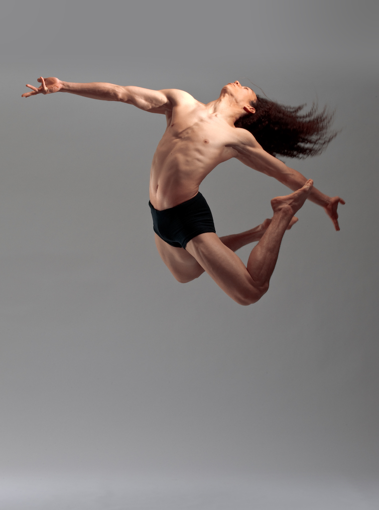 Le danseur polynésien Florian Teatiu, tête d’affiche de la Rencontre internationale de danse