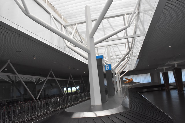 Aéroport : un nouveau look pour la zone arrivée 