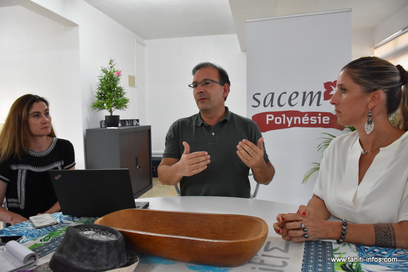 Jean-Noël Tronc, directeur général de la Sacem, Caroline Champarnaud, sa directrice du développement international et Virginie Bruant, dirigeante de la Sacem Polynésie.