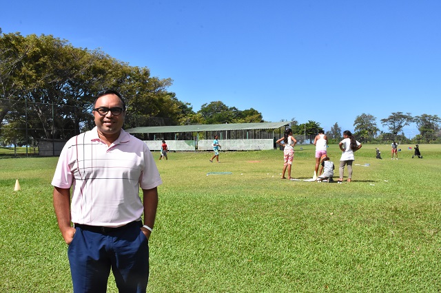 " J'ai une feuille de route dense et complexe à mettre en œuvre car elle concerne tous les secteurs du golf : les côté sportif, entretien, administratif… Il y a  tout à revoir", explique Yann Teagai.
