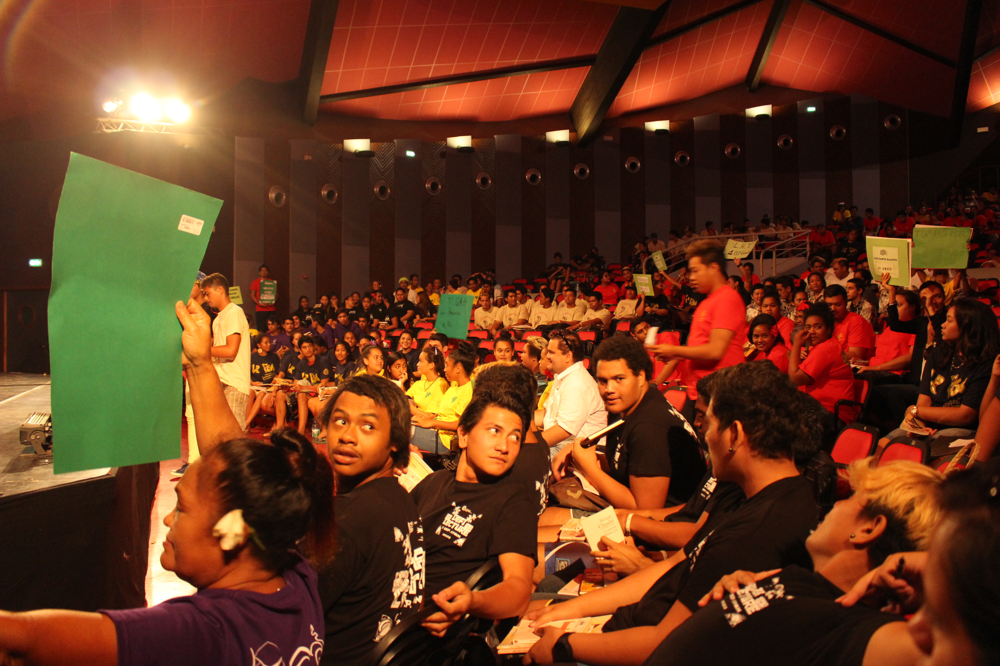 La finale du défi-lecture inter-établissements professionnels a rassemblé 400 lycéens
