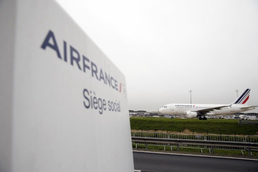 Grève: Air France prévoit d'assurer "70%" des vols samedi