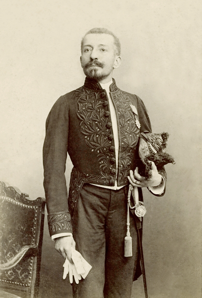 Pierre Loti (1850-1923) le jour de sa réception à l'Académie française, le 7 avril 1892