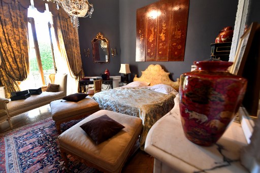Une vie de palace chez soi: le Ritz met son mobilier aux enchères