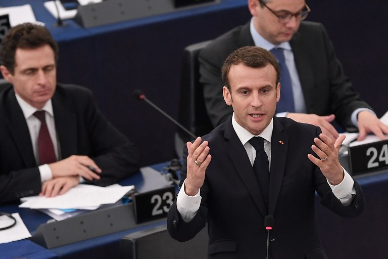 Macron appelle l'Europe à résister aux tentations "autoritaires"