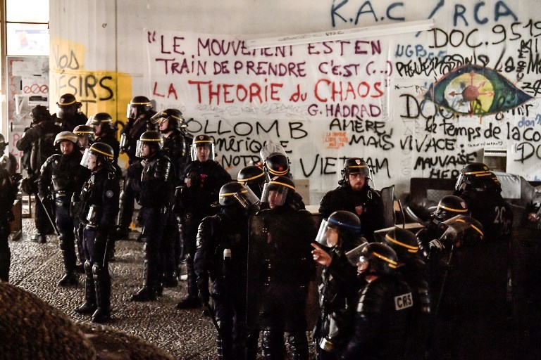 Universités: le blocage de Tolbiac levé après une intervention policière
