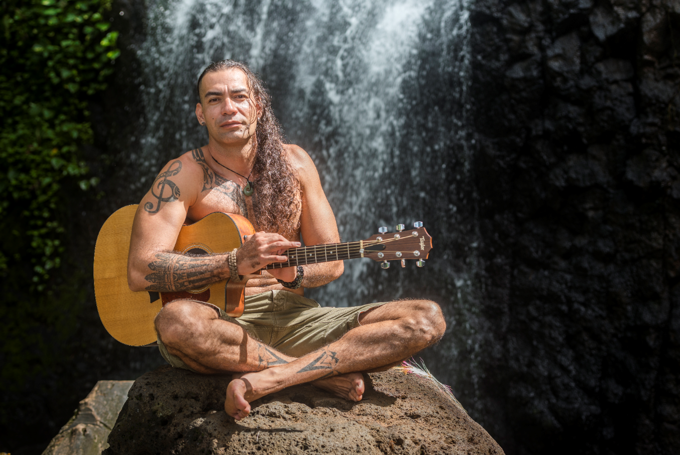 "Je vois les couleurs et les formes en notes", reconnaît Kahiki Tehaamatai. crédit Christophe Abraham.