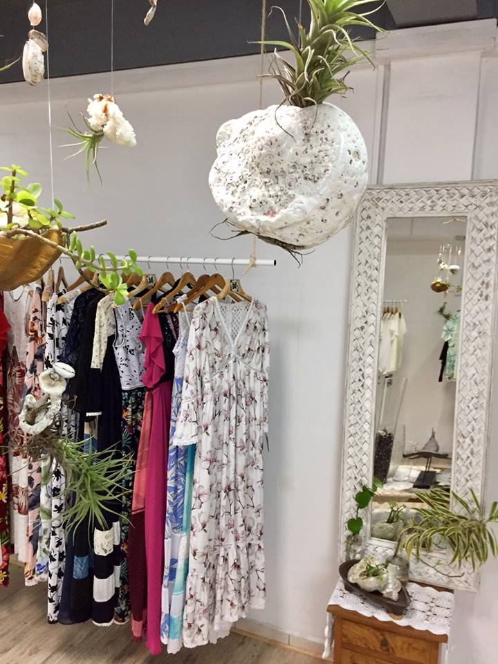 Hani Haring ouvre à la Plazza Haute du centre au Vaima