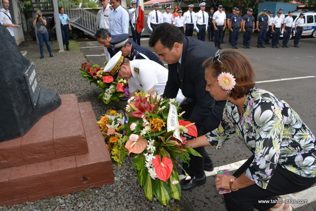 Un hommage a aussi été rendu aux policiers qui sont morts pour la France.