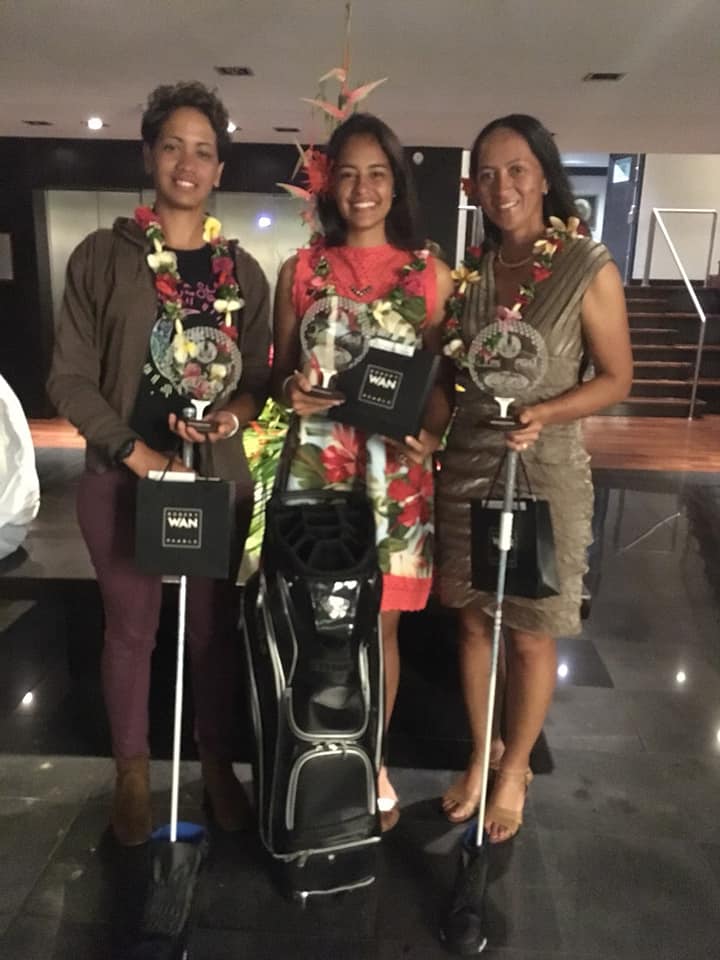 Le podium féminin avec au centre Maggy Dury © TPE