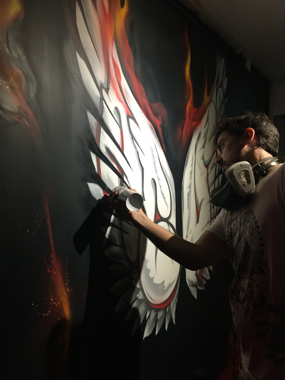 IMG 5036 Lartiste local ABUZ en action au musée du street art de Tahiti - Crédit : TNG/ONOU-JOZ