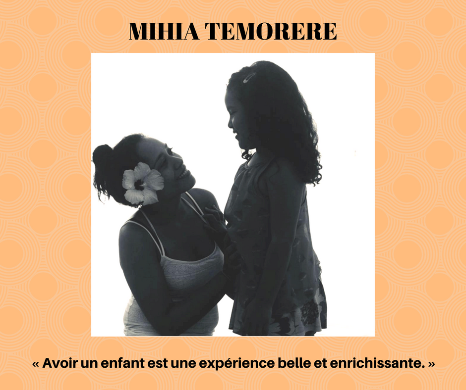 Dans le cadre de l'opération "Metua days", plusieurs portraits de famille de Faa'a sont réalisés par les agents du service civique.