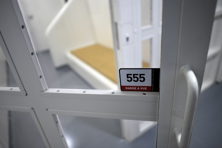 Placé en garde à vue, il remercie les gendarmes