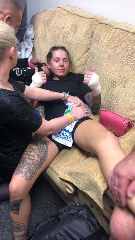 Bien touchée par Flore Hani, Kennedy Freeman s'est imposée aux points