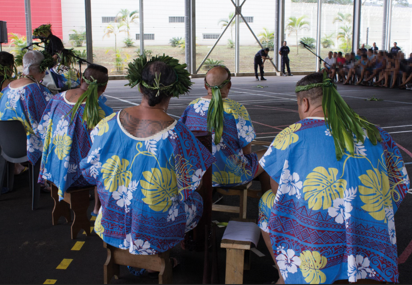 Les murs de la prison ont vibré aux sons des torere et des ukulele.