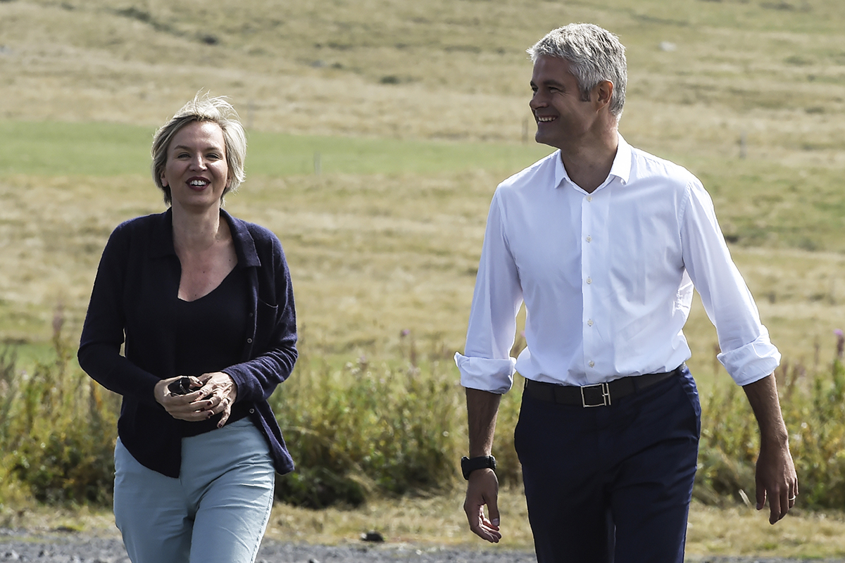 LR: Calmels limogée, Pécresse en embuscade, Sarkozy appelle au rassemblement