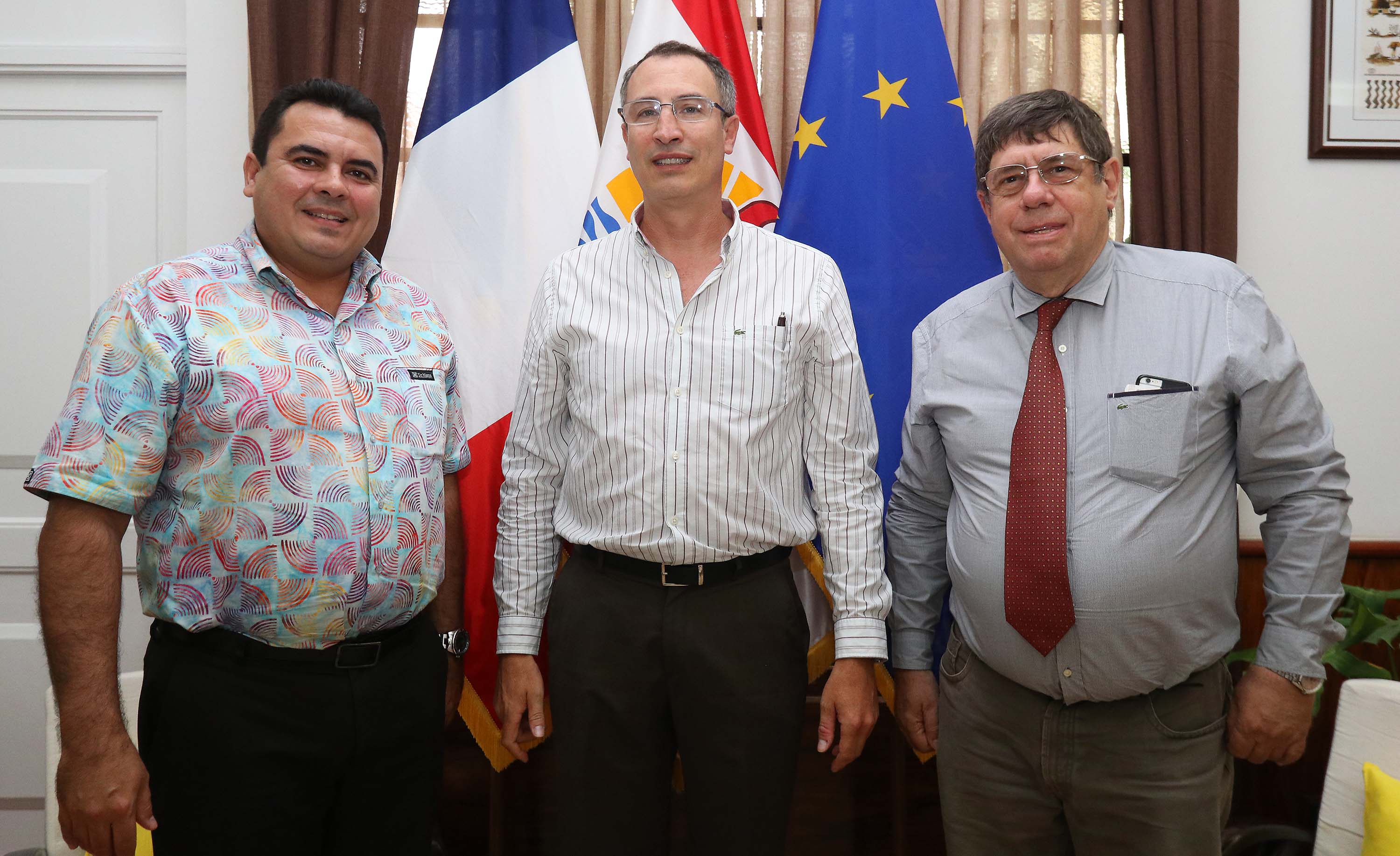 Le vice-président rencontre des représentants du Groupe Grimaud