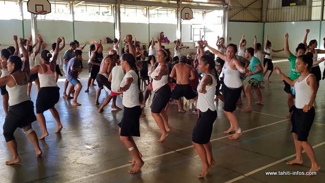 Ces jeunes viennent d'Outumaoro, de Paea et de Tautira.