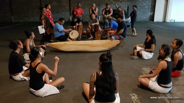 Dans son spectacle, la troupe utilisera des 'umete et des penu.