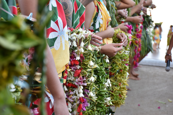 Le Paul Gauguin fait escale à Vairao pour la première fois