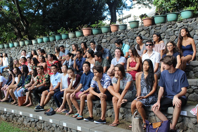 Les bacheliers ayant reçu la mention "très bien" médaillés