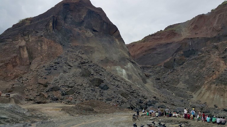 Birmanie: 15 morts dans un glissement de terrain dans une mine de jade désaffectée