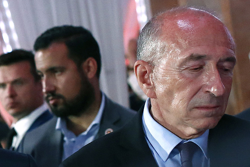 Affaire Benalla: Collomb charge le préfet de police, qui se défend