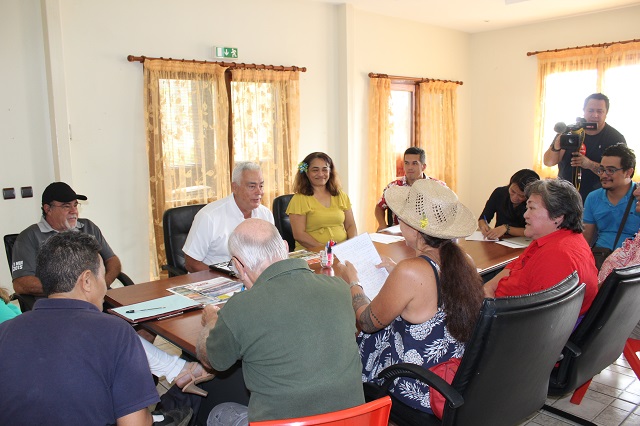 Une rencontre s'est tenue le 13 juillet à la mairie de Taravao entre les représentants du collectif opposés au projet et les maires de Taiarapu Est et Taiarapu Ouest.