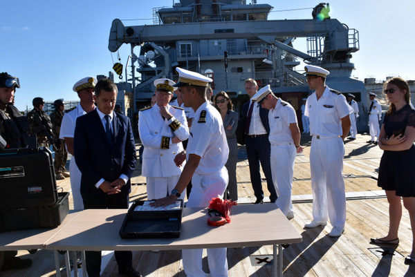 Gerald Darmanin "la zone de pêche est protégée"