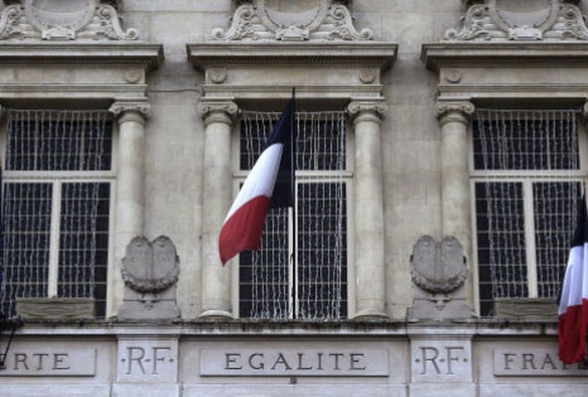 Forte vague de démissions chez les maires, de plus en plus "usés" par leur fonction