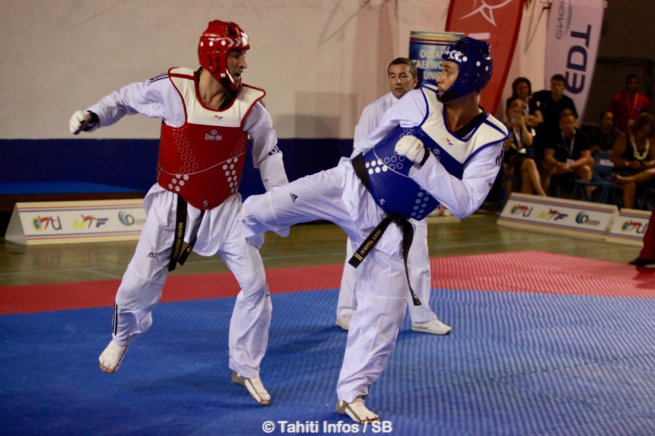 Belle médaille d'argent pour Tuarai Hery en bleu
