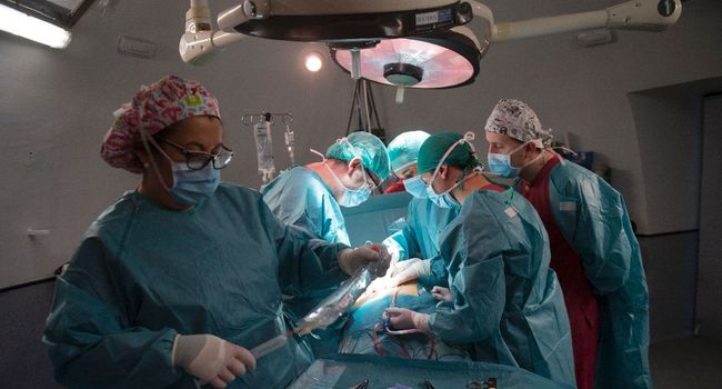 En cas d'infarctus, une femme survit davantage avec un médecin femme