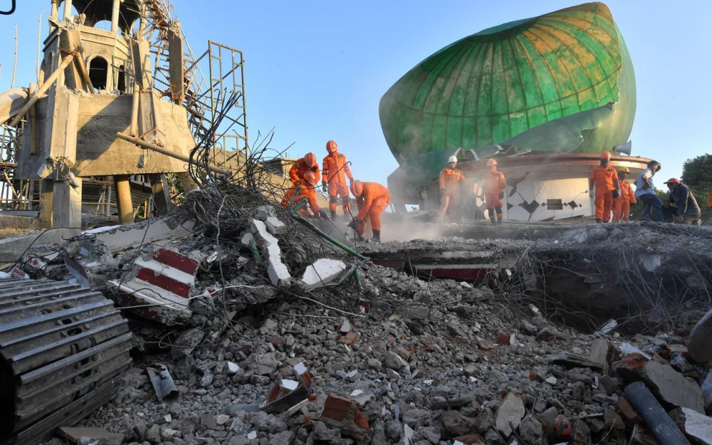 Indonésie: le bilan du séisme monte à 131 morts, plus de 156.000 déplacés