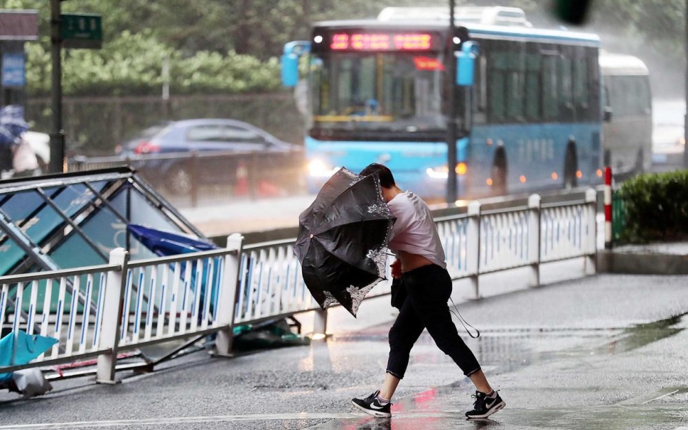 Chine : un typhon fait trois morts et entraîne l'évacuation de 200.000 personnes