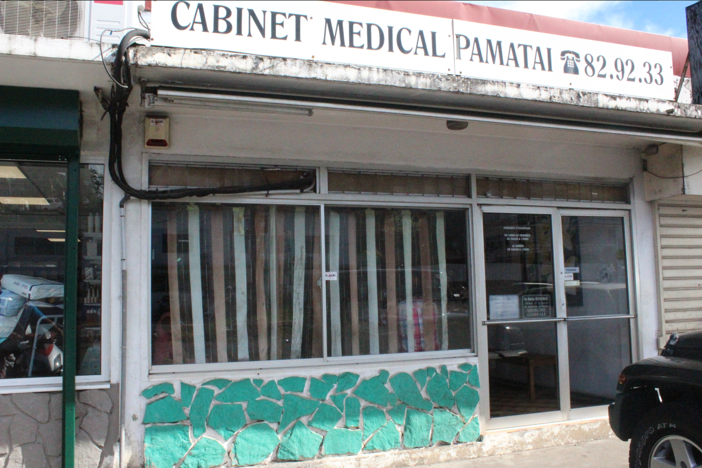 C'est en sortant du cabinet médical que le taote s'est fait agresser à Pamatai, dimanche soir.
