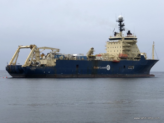 Après Hitiaa, le câblier a pris la direction de Rangiroa, avant de se rendre à Manihi, Takaroa, Hiva Oa et Nuku Hiva. Il devrait arriver à Rangiroa, mercredi prochain.