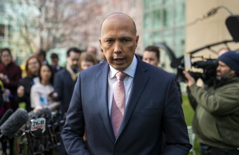 Australie: un scandale de jeunes filles au pair frappe l'artisan de la tolérance zéro envers les clandestins