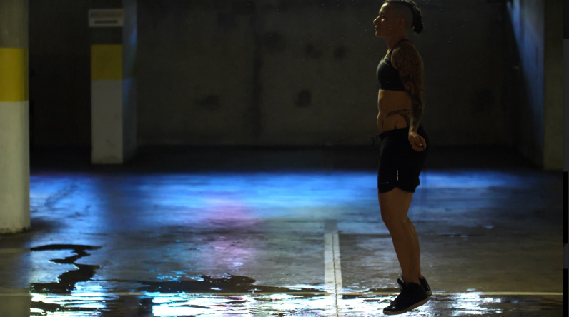 Virginie Tetoofa signe la réalisation du nouveau clip de Vaheana Fernandez