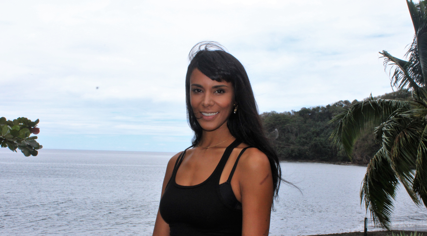 "Pour ma première fois à Tahiti, je vais me faire tatouer avant de partir", a révélé la chanteuse.