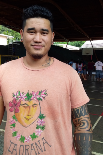 Esron Turina  est aujourd'hui élève au centre des métiers d'art. Un parcours rendu possible grâce à la Mission de lutte contre le décrochage scolaire.