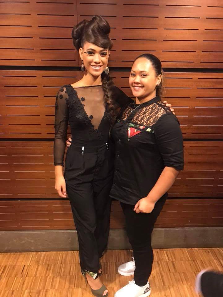 Tevaihere Tara, qui a remporté la médaille d'or, avec sa modèle Jordane. Crédit Facebook MAF.