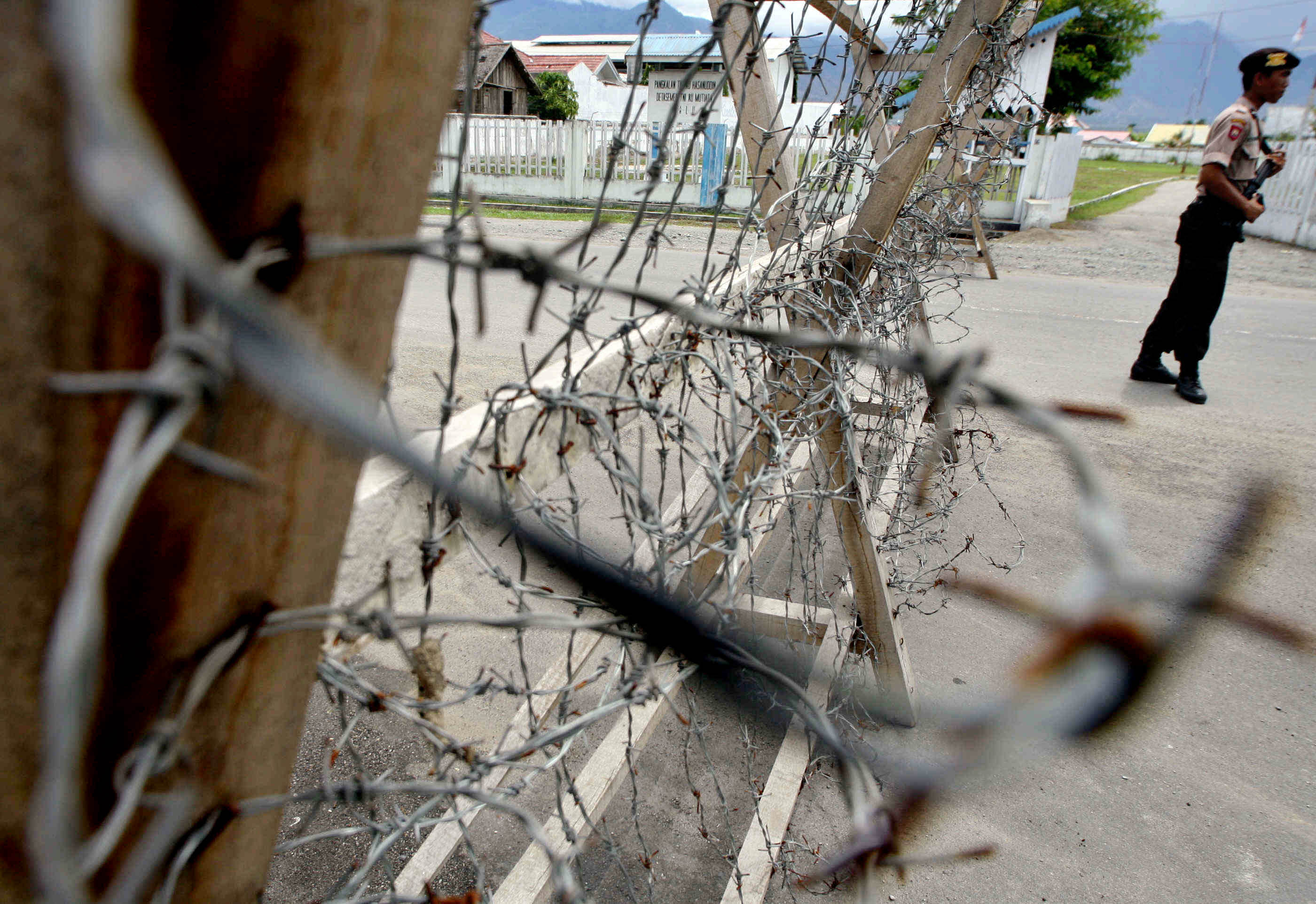 Indonésie: plus de 1.000 détenus profitent du séisme pour s'évader