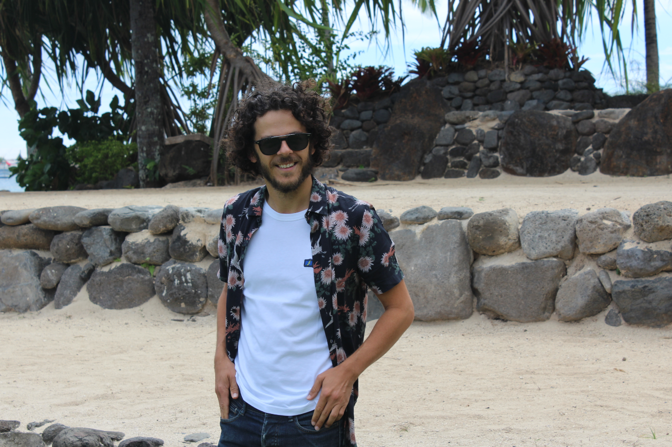 Michaël Gregorio espère bien aller surfer quelques vagues à Tahiti.
