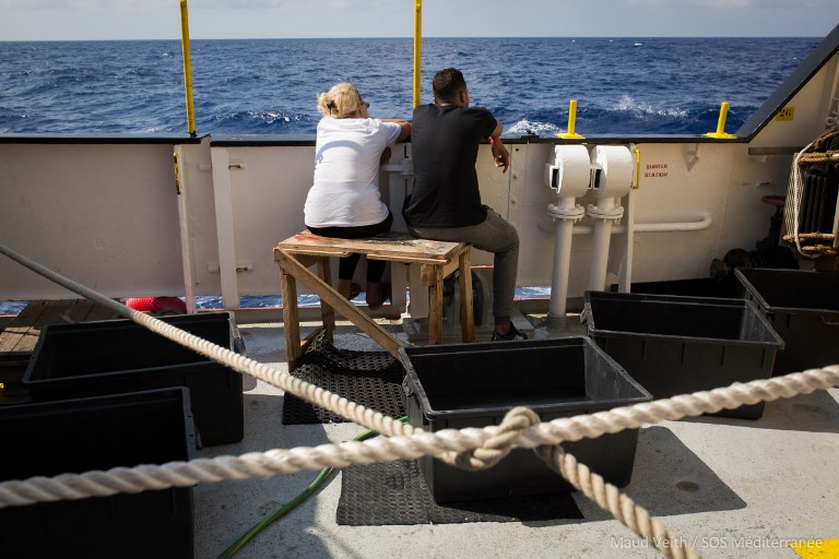Un collectif italien envoie un bateau témoigner du drame des migrants