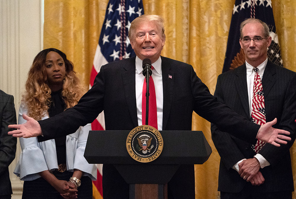 Trump n'a pas encore lu le rapport du Giec sur le climat