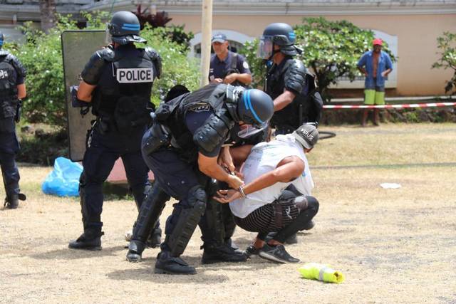 La délinquance, un fléau qui pourra disparaitre grâce à la coordination des moyens entre l'Etat, le pays et les communes. Mais les parents ont aussi un rôle à jouer.
