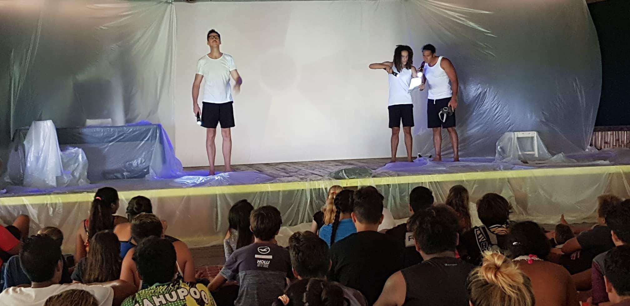Cinquante élèves du lycée agricole de Opunohu ont découvert la pièce de théâtre "les champignons de Paris", jeudi dernier.