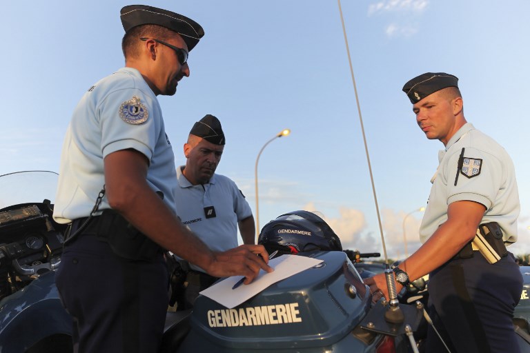 Martinique: Macron ne veut plus de l'emblème au relent esclavagiste des gendarmes