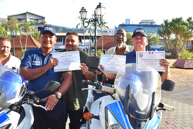 Formation pour les brigades motorisées : un agent de Faa'a major